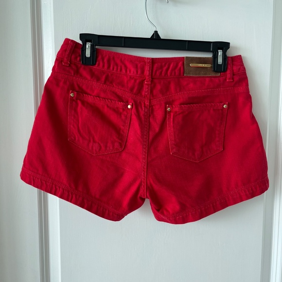 Studio F Jeans Distressed Denim Shorts – Red & Light Pink (Size 8) - Picture 11 of 12